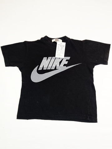 Buy online pre-used pre-loved 100% authentic & Original branded Nike (GST-2104) available in Pakistan. Top international brands avilable.