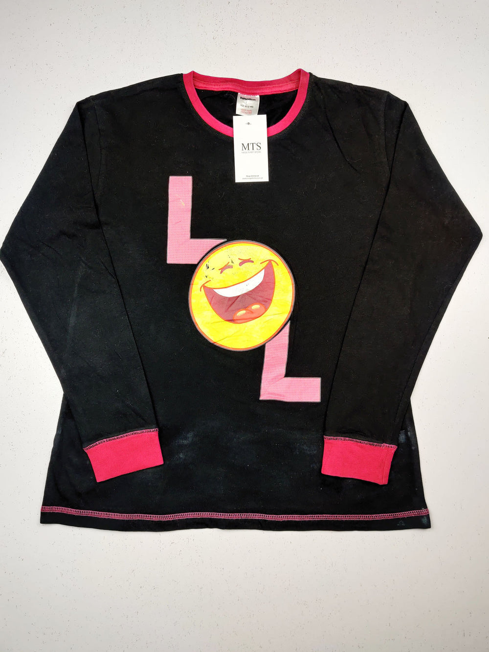 Buy online pre-used pre-loved 100% authentic & Original branded Pyjamas (GST-284) available in Pakistan. Top international brands avilable.