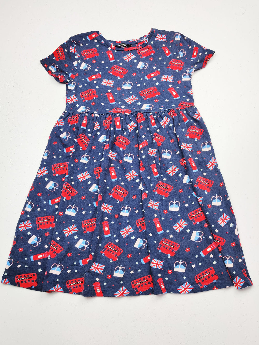 Buy online pre-used pre-loved 100% authentic & Original branded George (GST-77) available in Pakistan. Top international brands avilable.