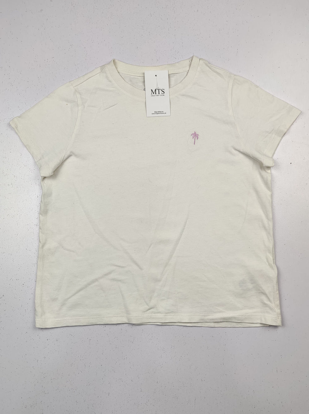 Buy online pre-used pre-loved 100% authentic & Original branded Marks & Spencer (GST-800) available in Pakistan. Top international brands avilable.