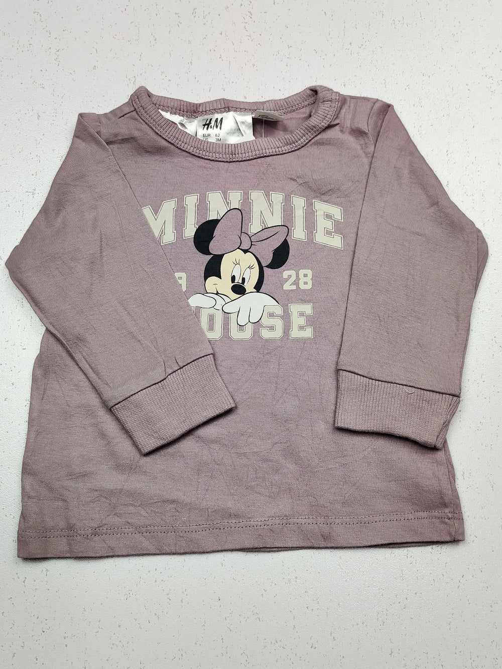 Buy online pre-used pre-loved 100% authentic & Original branded H&M (GST-85) available in Pakistan. Top international brands avilable.