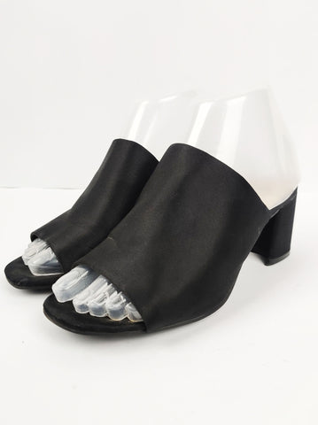 H&M (H-09)