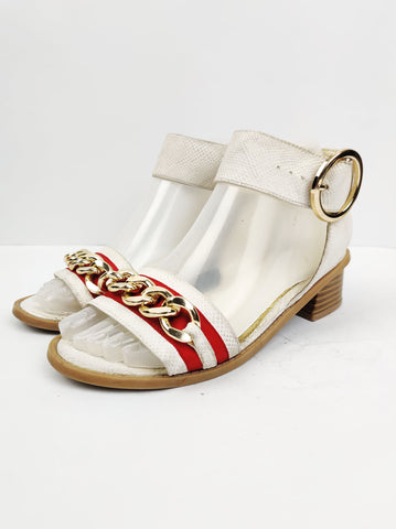 River Island (H-116)