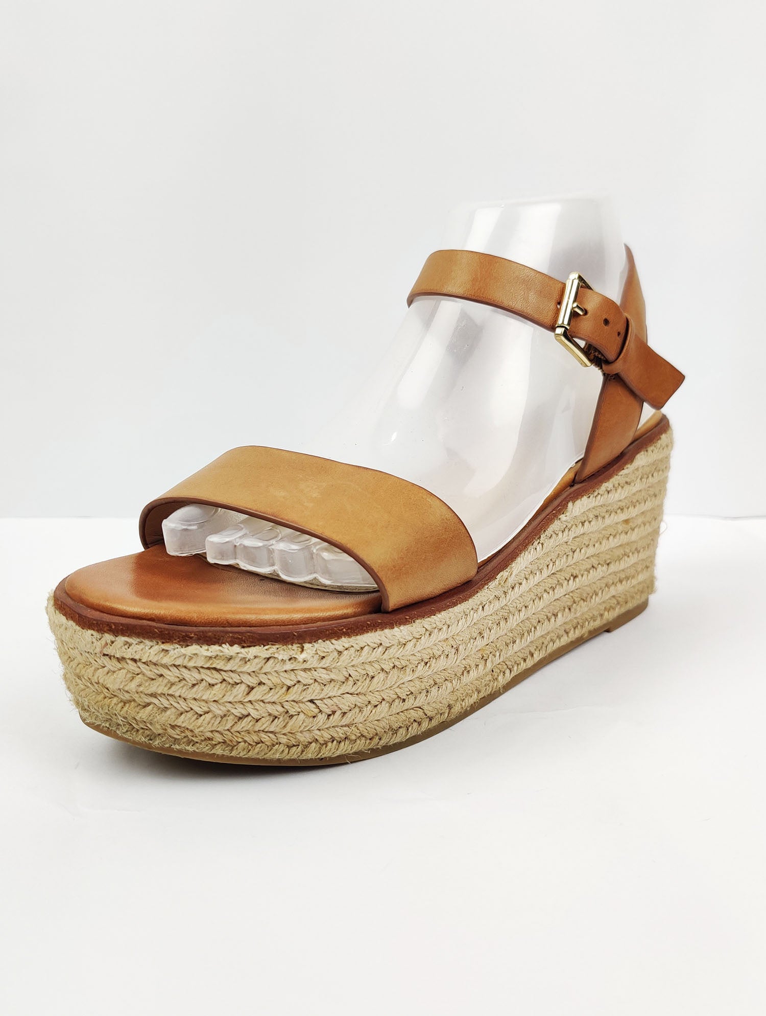 Buy online pre-used pre-loved 100% authentic & Original branded Aldo (H-124) available in Pakistan. Top international brands avilable.