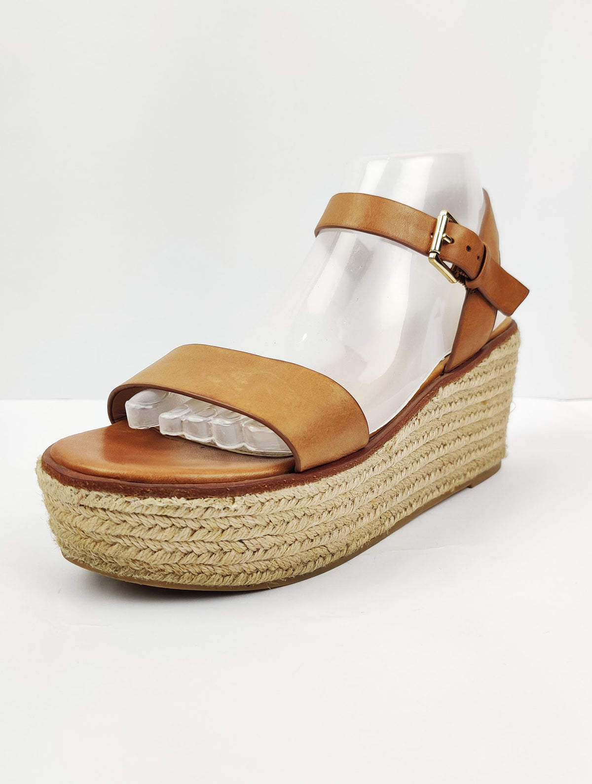 Buy online pre-used pre-loved 100% authentic & Original branded Aldo (H-124) available in Pakistan. Top international brands avilable.