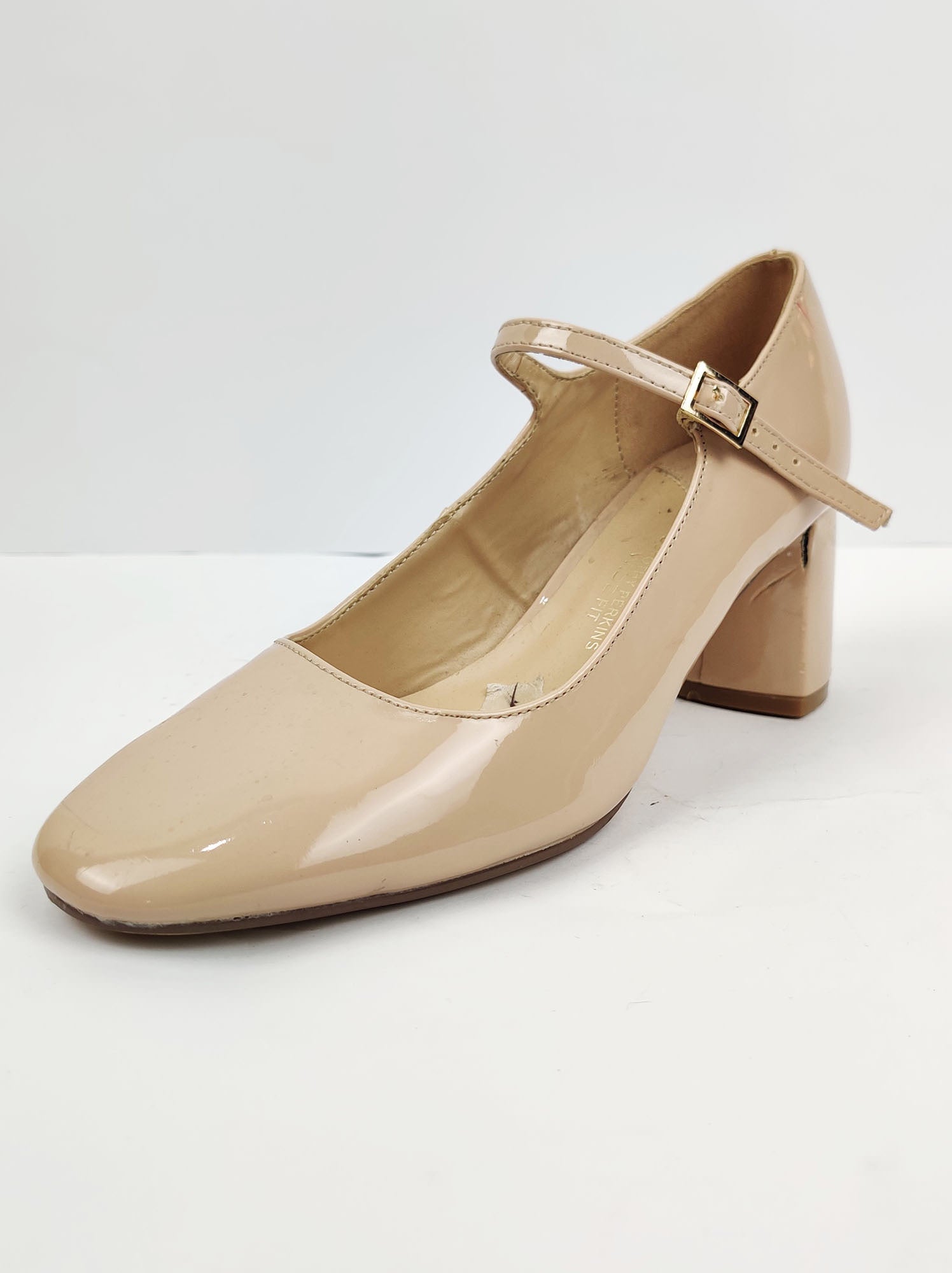 Buy online pre-used pre-loved 100% authentic & Original branded Dorothy Perkins (H-145) available in Pakistan. Top international brands avilable.