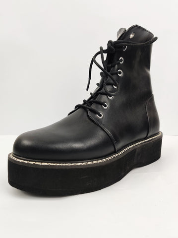 Buy online pre-used pre-loved 100% authentic & Original branded Asos (H-164) available in Pakistan. Top international brands avilable.
