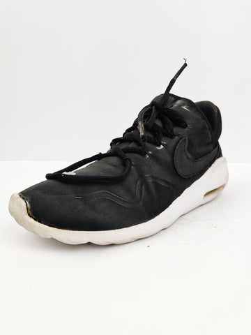 Buy online pre-used pre-loved 100% authentic & Original branded Nike (H-188) available in Pakistan. Top international brands avilable.