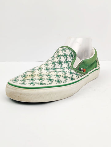 Buy online pre-used pre-loved 100% authentic & Original branded Vans (H-218) available in Pakistan. Top international brands avilable.