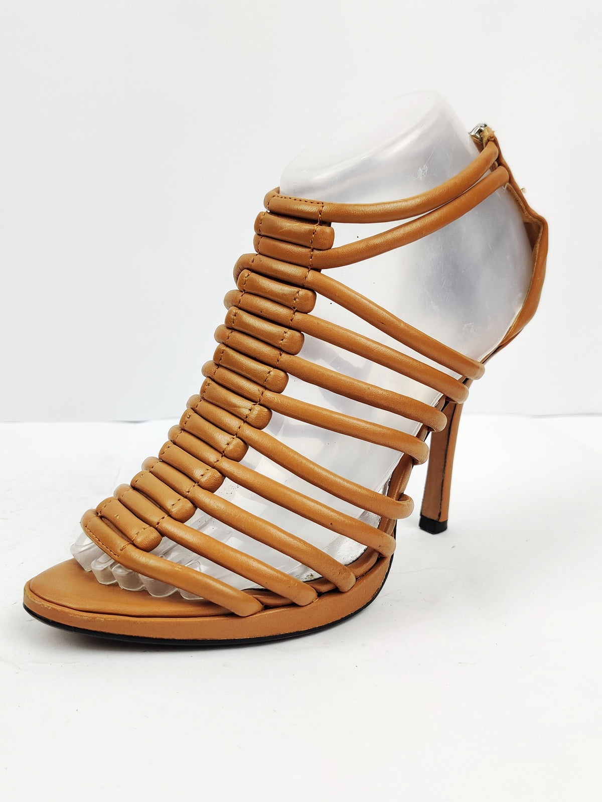Buy online pre-used pre-loved 100% authentic & Original branded Karen Millen (H-51) available in Pakistan. Top international brands avilable.