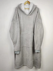 Buy online pre-used pre-loved 100% authentic & Original branded Unknown Brand (HH-117) available in Pakistan. Top international brands avilable.