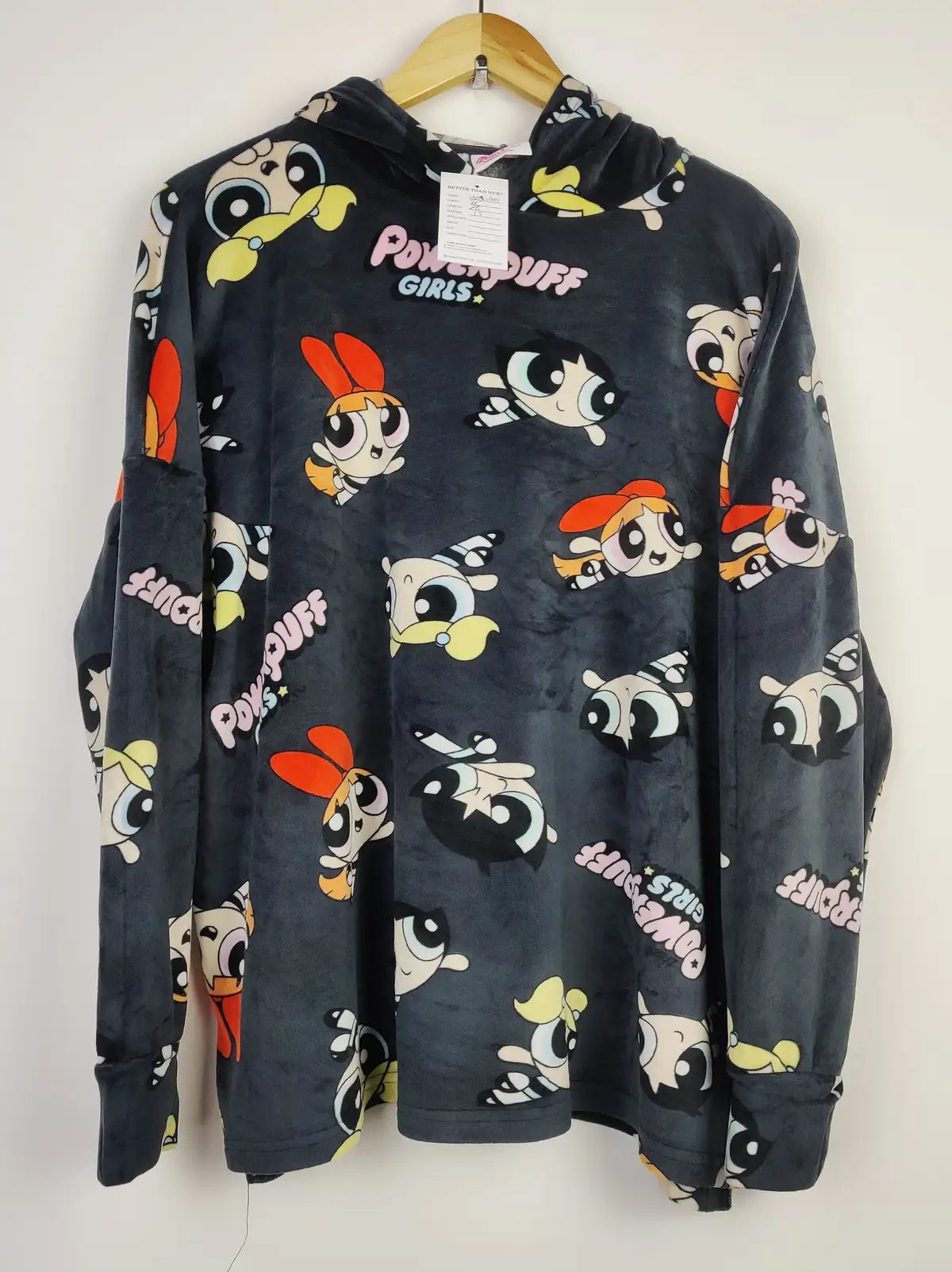 Buy online pre-used pre-loved 100% authentic & Original branded Cartoon Network (HH-190) available in Pakistan. Top international brands avilable.