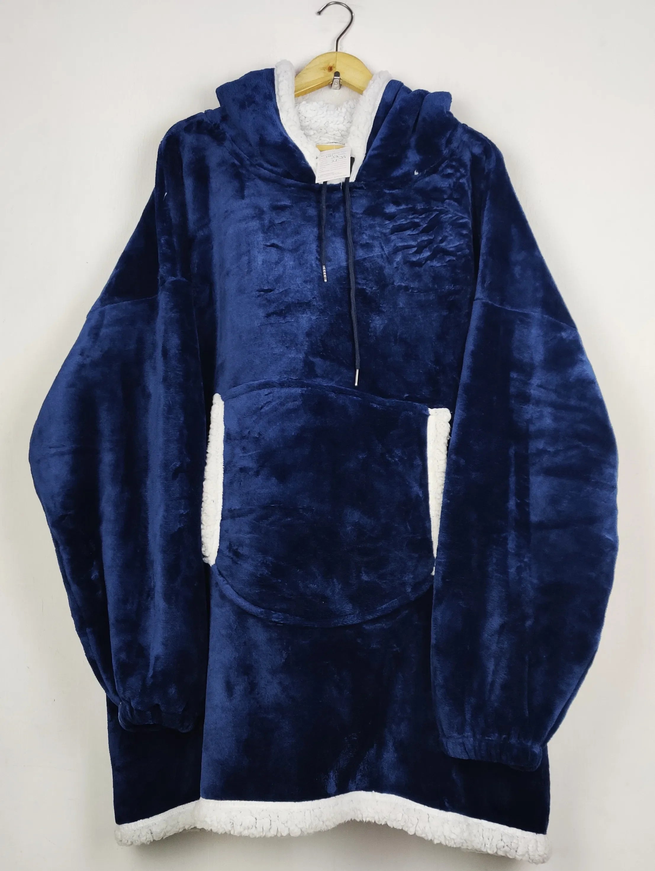 Buy online pre-used pre-loved 100% authentic & Original branded Unknown Brand (HH-505) available in Pakistan. Top international brands avilable.