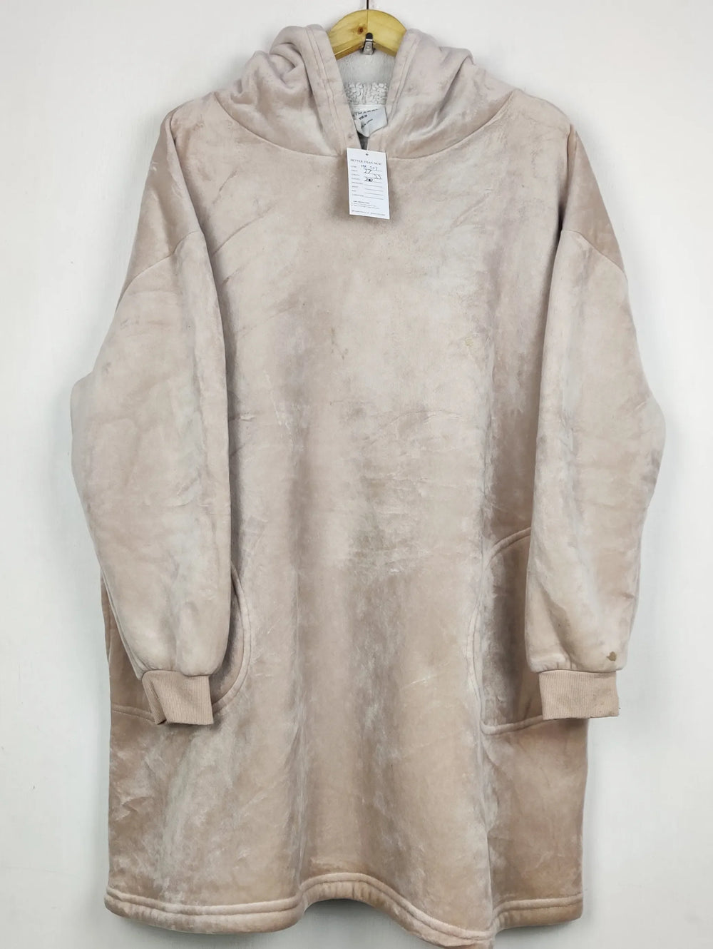 Buy online pre-used pre-loved 100% authentic & Original branded Primark (HH-507) available in Pakistan. Top international brands avilable.