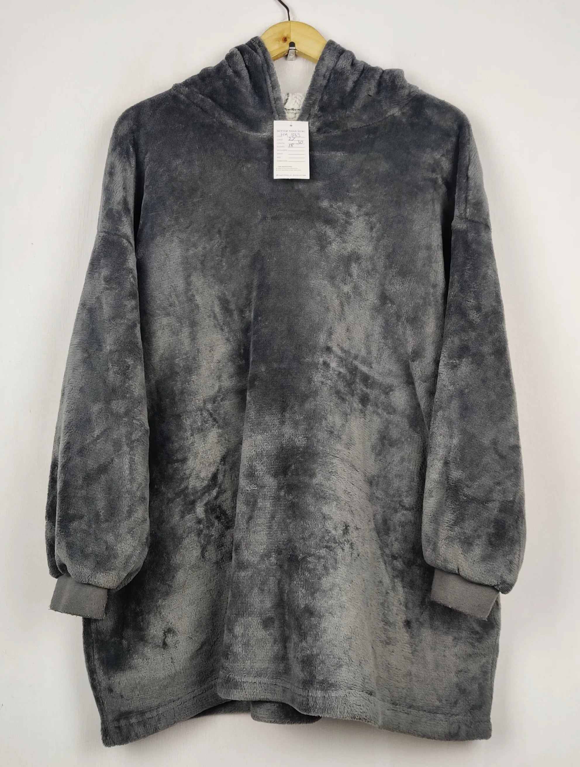 Buy online pre-used pre-loved 100% authentic & Original branded Dunnes Stores (HH-563) available in Pakistan. Top international brands avilable.