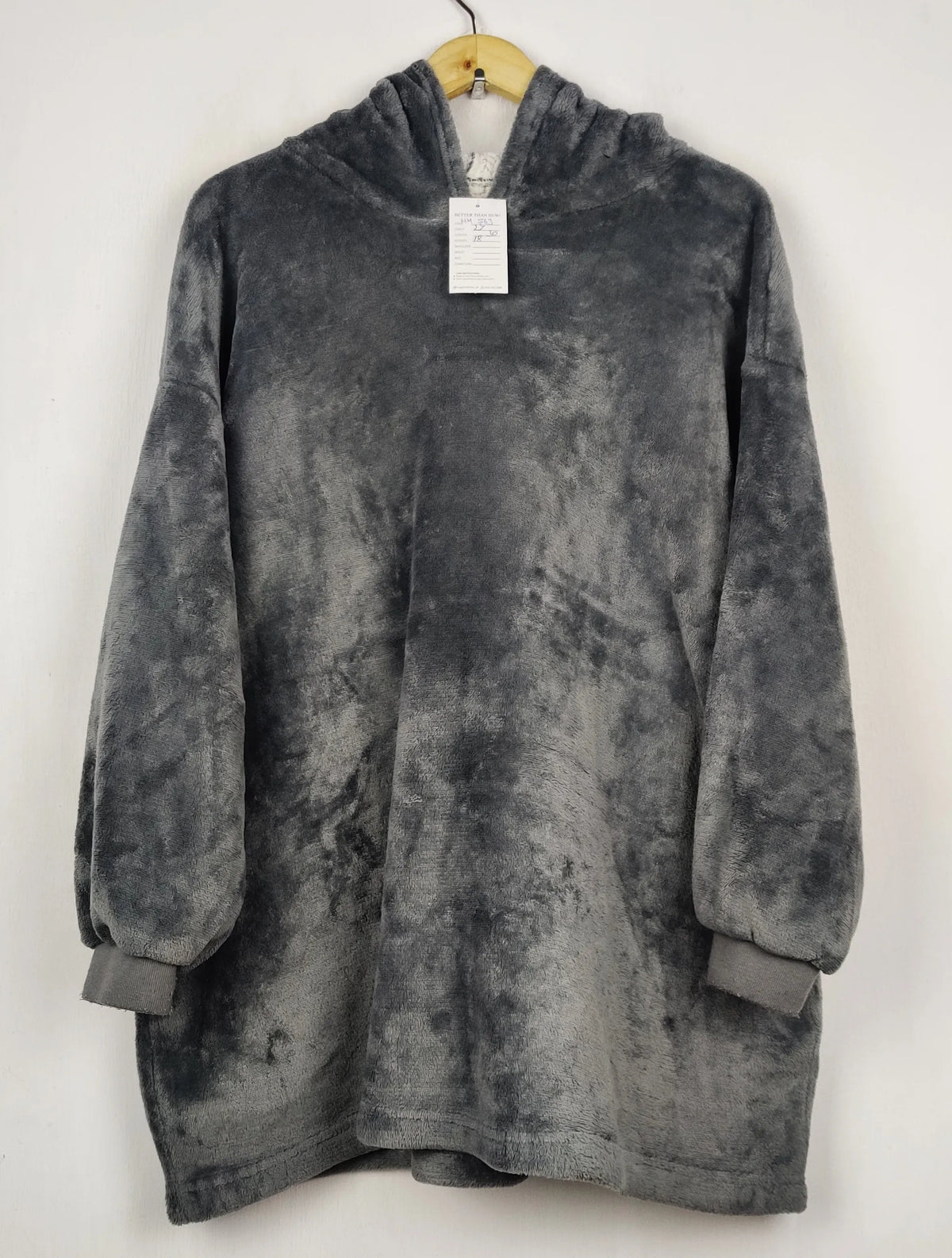 Buy online pre-used pre-loved 100% authentic & Original branded Dunnes Stores (HH-563) available in Pakistan. Top international brands avilable.