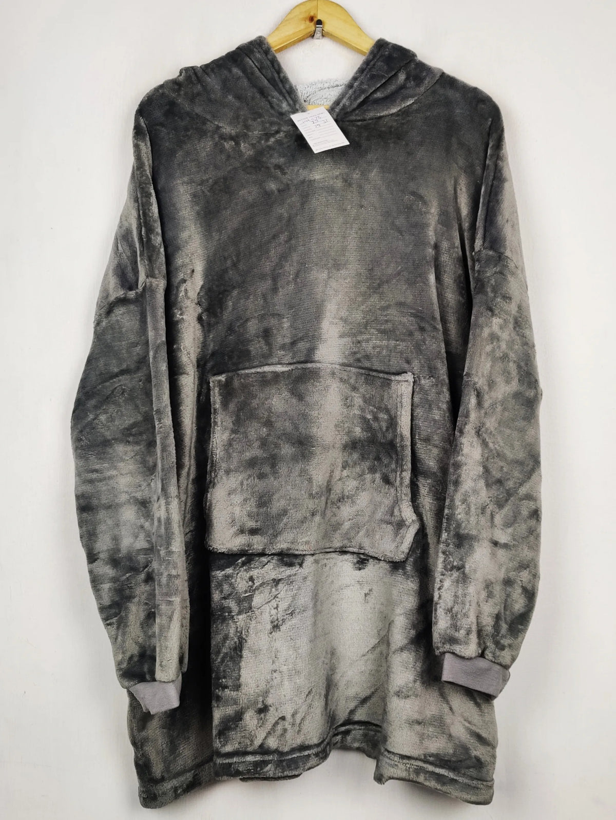 Buy online pre-used pre-loved 100% authentic & Original branded Unknown Brand (HH-578) available in Pakistan. Top international brands avilable.
