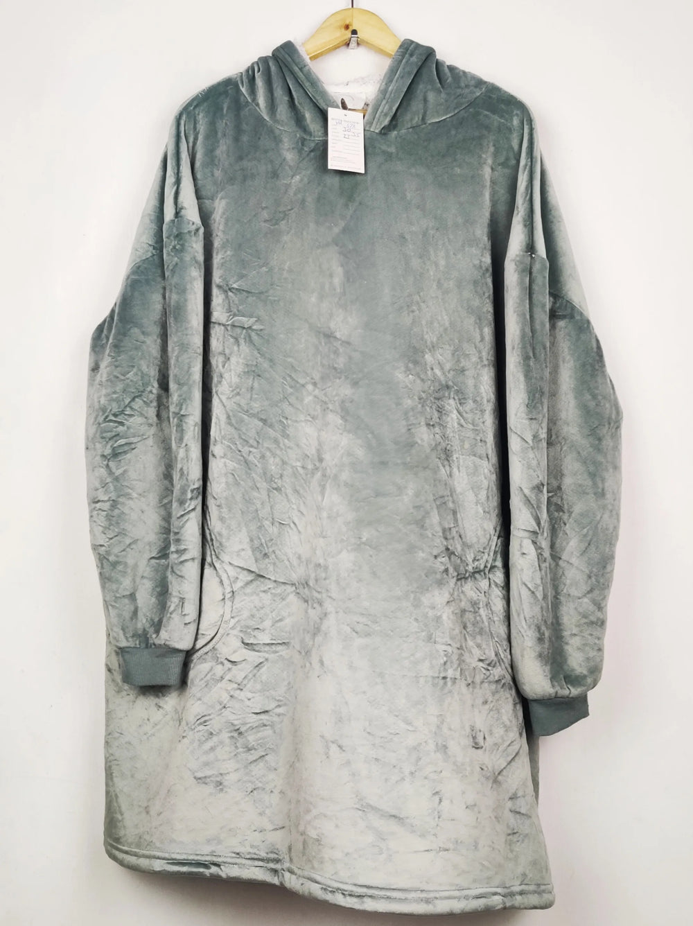 Buy online pre-used pre-loved 100% authentic & Original branded Primark (HH-628) available in Pakistan. Top international brands avilable.