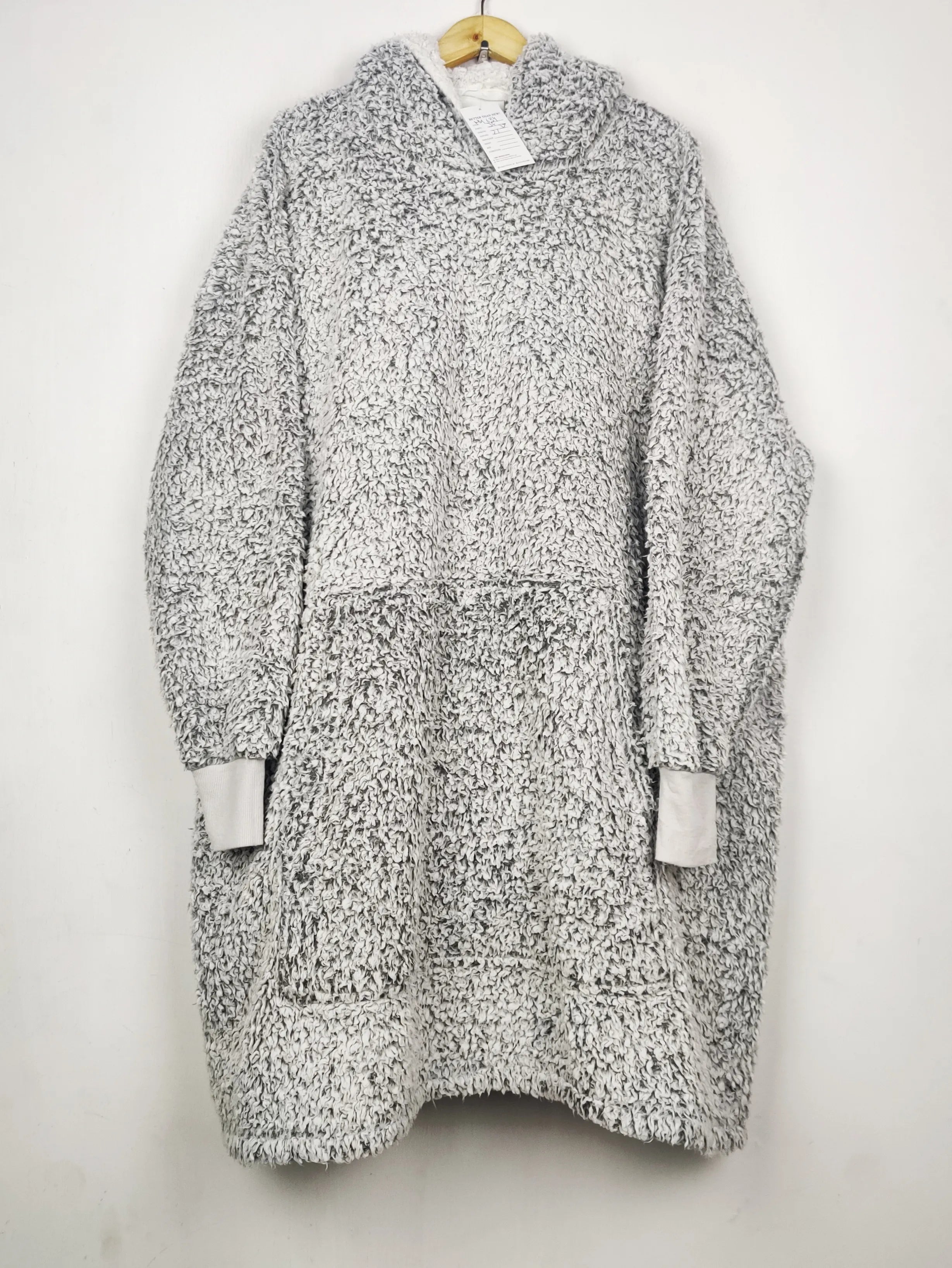 Buy online pre-used pre-loved 100% authentic & Original branded Primark (HH-634) available in Pakistan. Top international brands avilable.