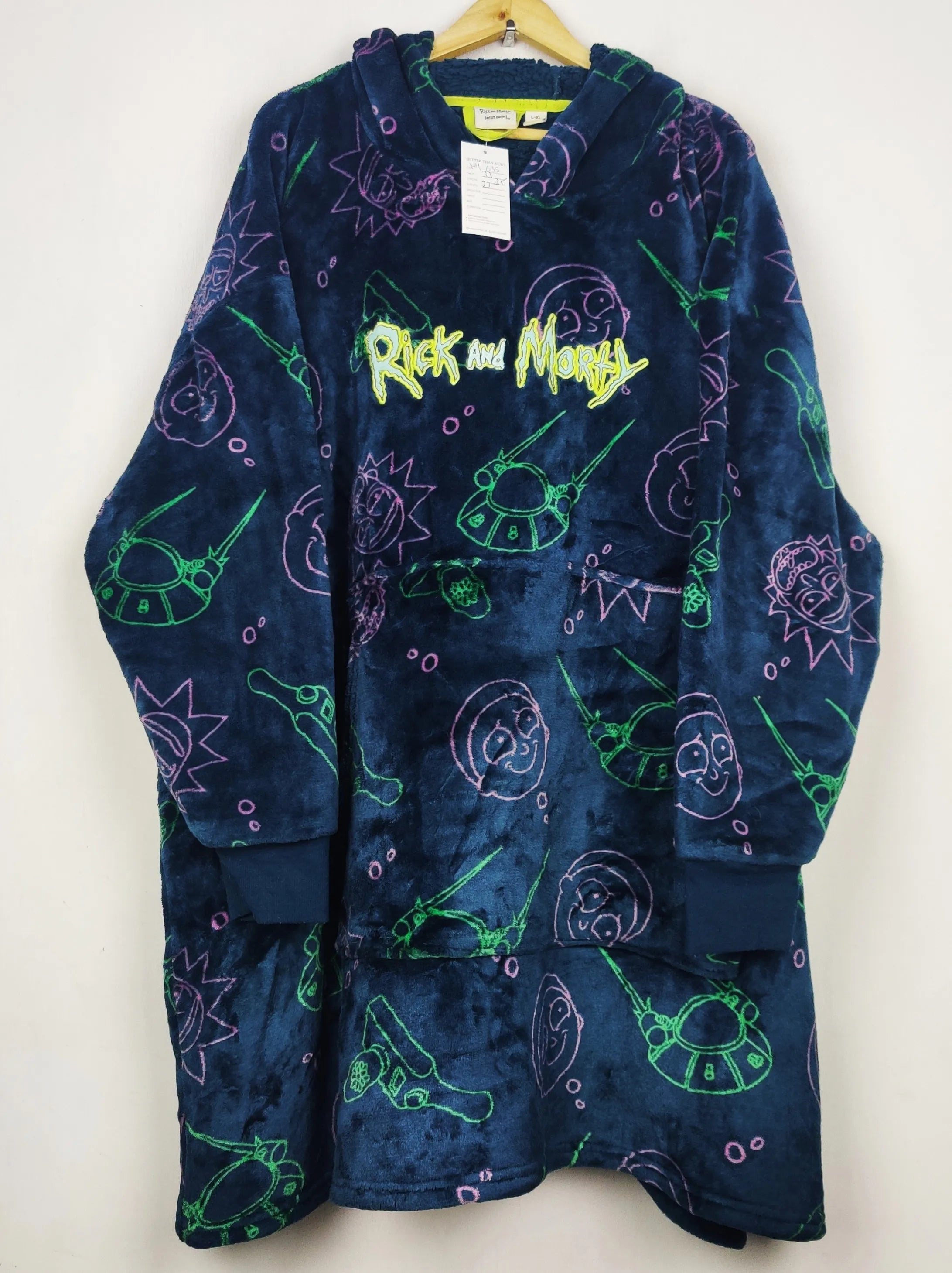 Buy online pre-used pre-loved 100% authentic & Original branded Rick Morley (HH-635) available in Pakistan. Top international brands avilable.
