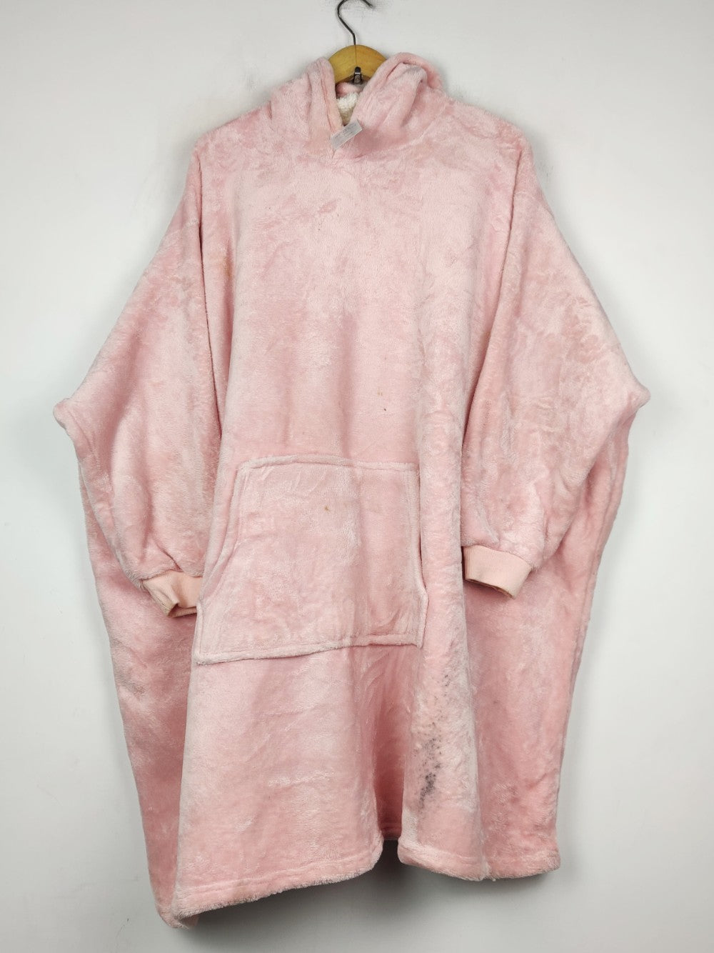 Snuggle Hoodie (HH-692)