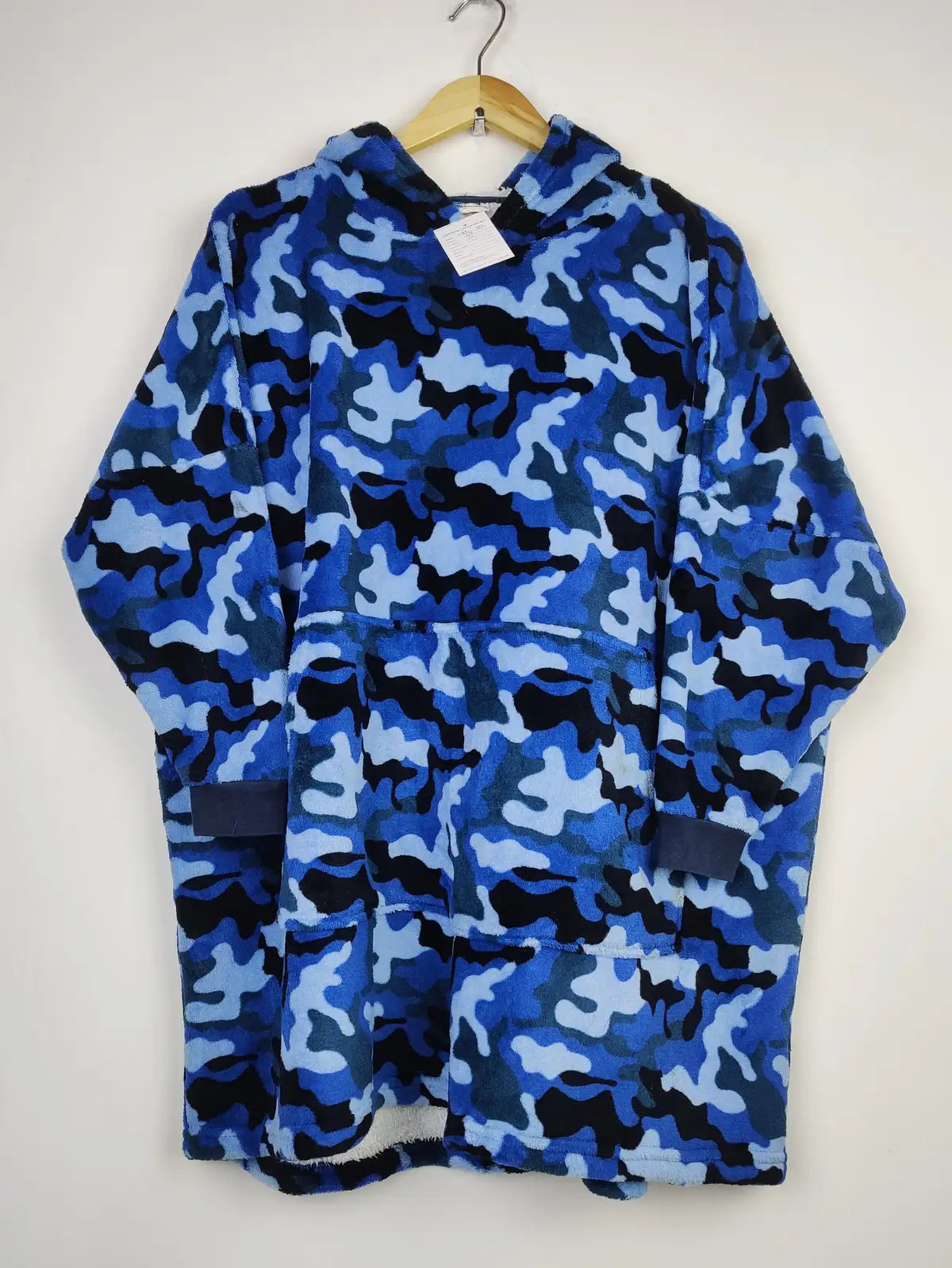 Buy online pre-used pre-loved 100% authentic & Original branded Hullabaloo Boy (HH-89) available in Pakistan. Top international brands avilable.