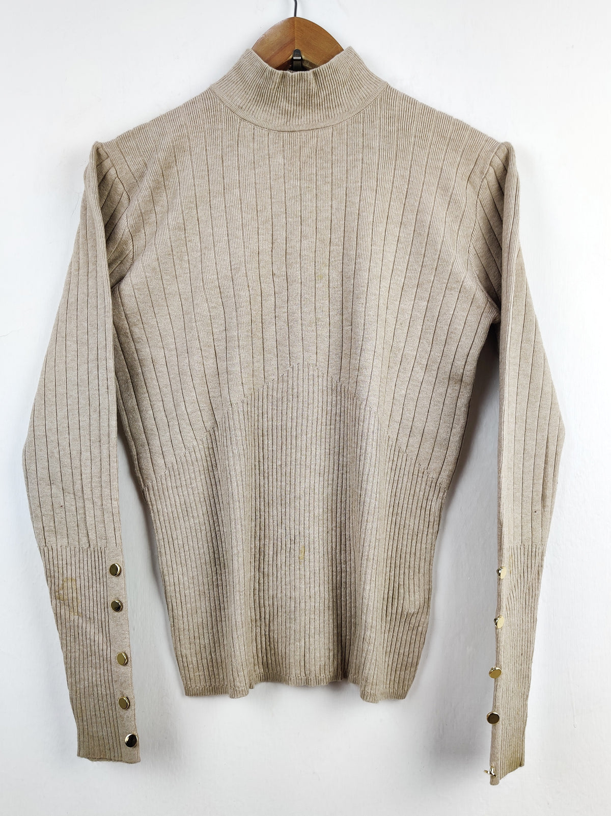Buy online pre-used pre-loved 100% authentic & Original branded Marks & Spencer (HT-1521) available in Pakistan. Top international brands avilable.