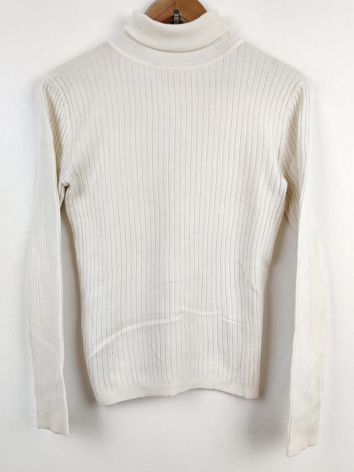 Buy online pre-used pre-loved 100% authentic & Original branded Primark (HT-1537) available in Pakistan. Top international brands avilable.