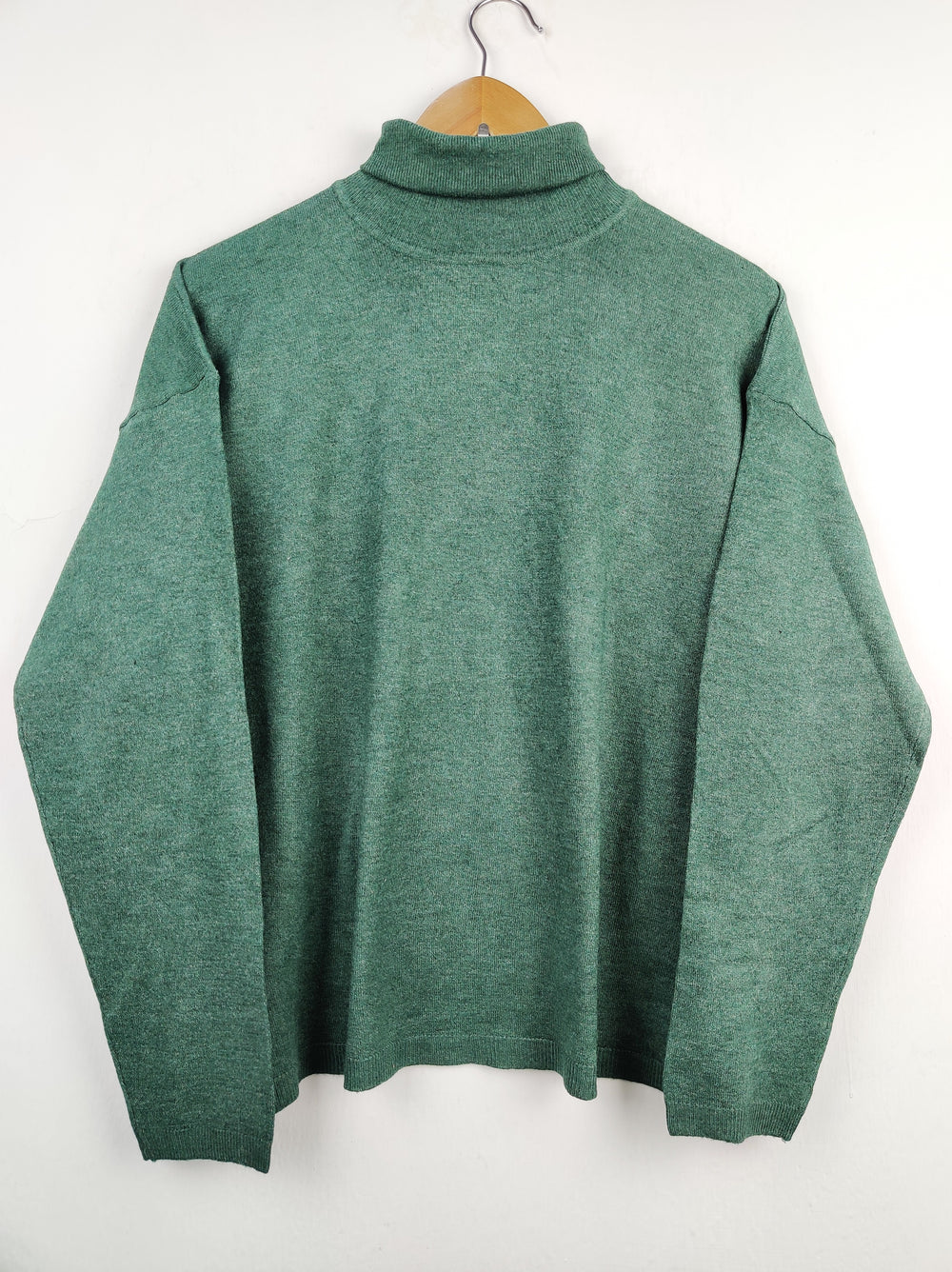 Buy online pre-used pre-loved 100% authentic & Original branded Primark (HT-1610) available in Pakistan. Top international brands avilable.
