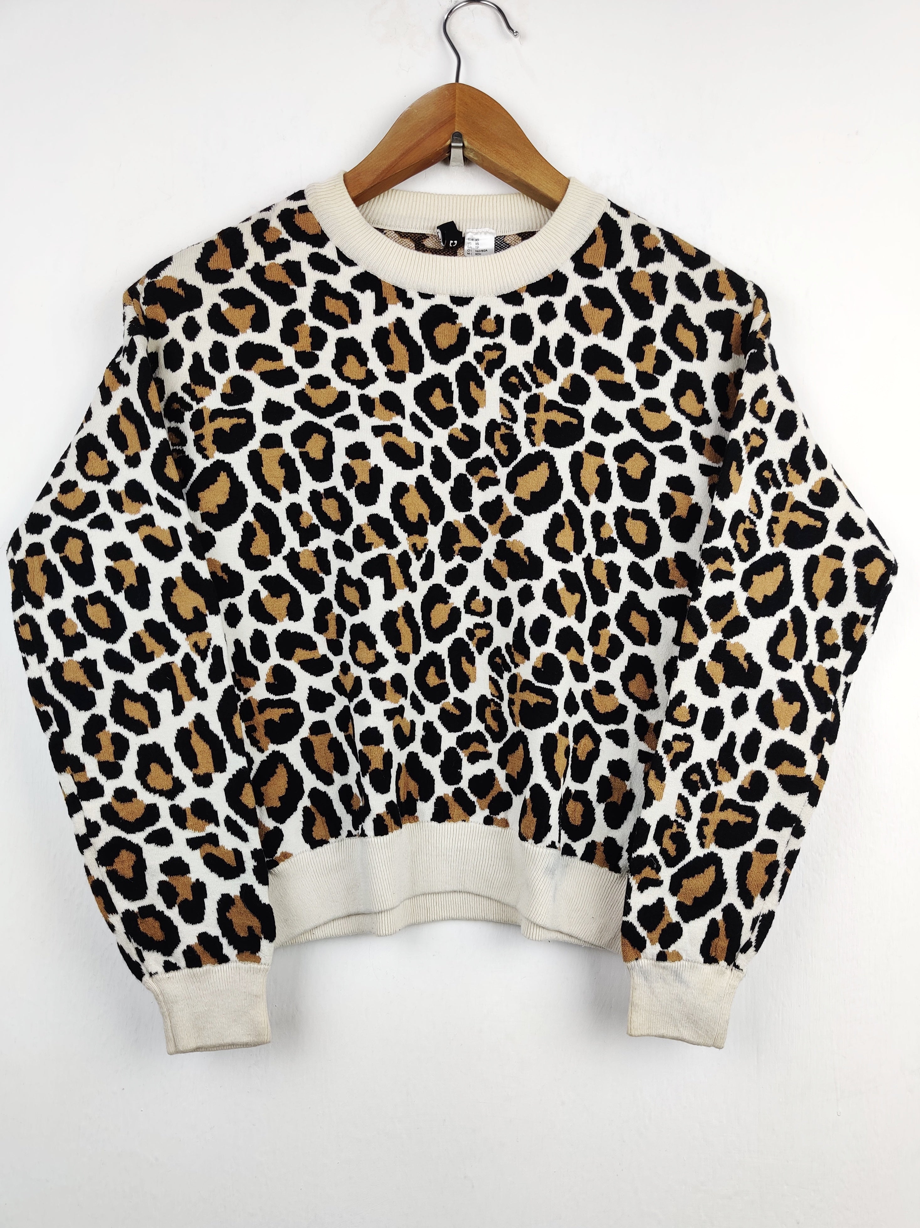 H&M (HT-1642)