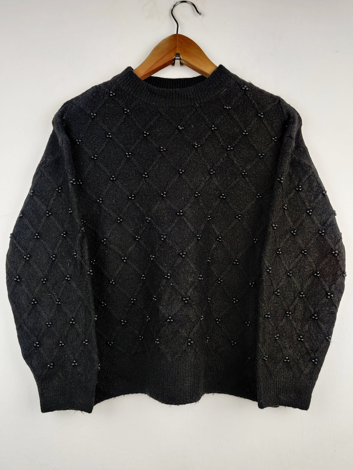 Buy online pre-used pre-loved 100% authentic & Original branded Marks & Spencer (HT-1682) available in Pakistan. Top international brands avilable.