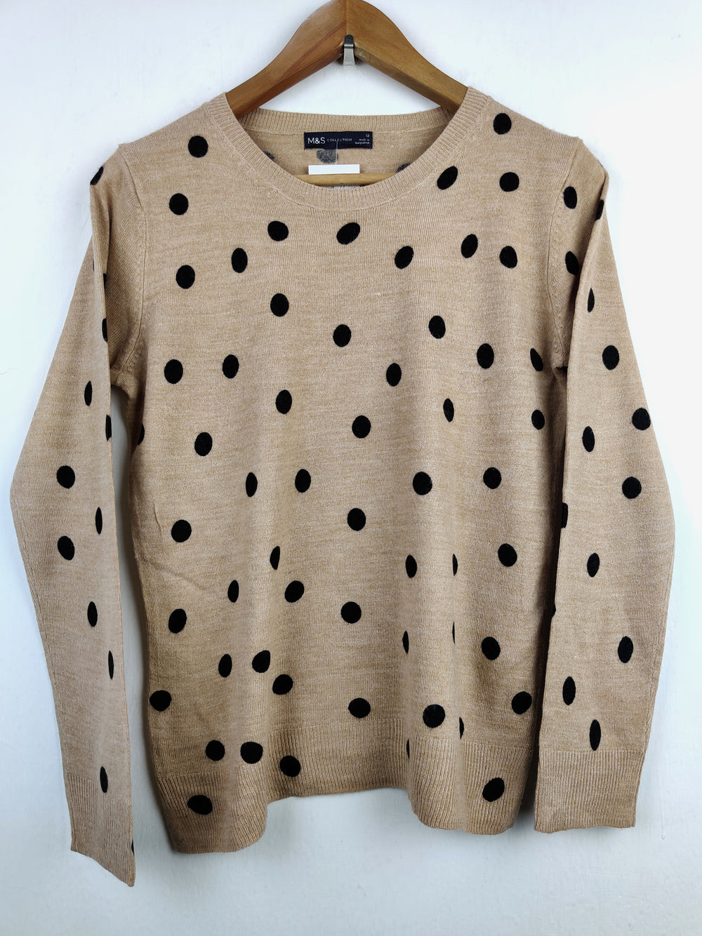 Buy online pre-used pre-loved 100% authentic & Original branded Marks & Spencer (HT-1698) available in Pakistan. Top international brands avilable.