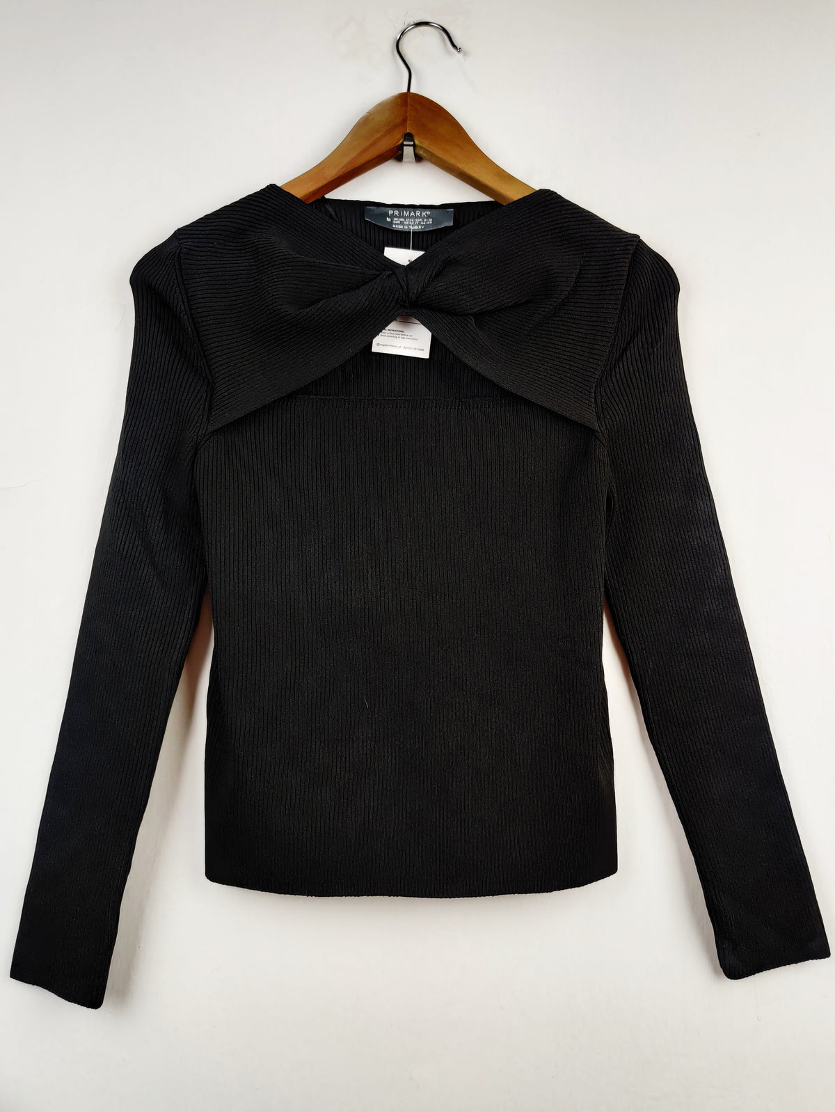 Buy online pre-used pre-loved 100% authentic & Original branded Primark (HT-1725) available in Pakistan. Top international brands avilable.