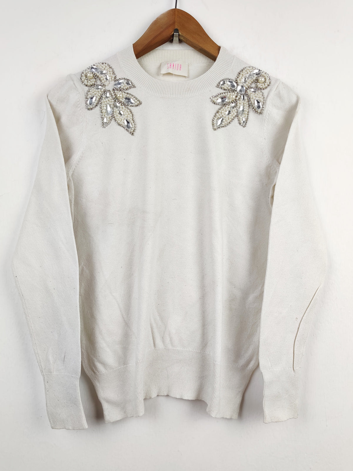 Buy online pre-used pre-loved 100% authentic & Original branded Savida (HT-1815) available in Pakistan. Top international brands avilable.