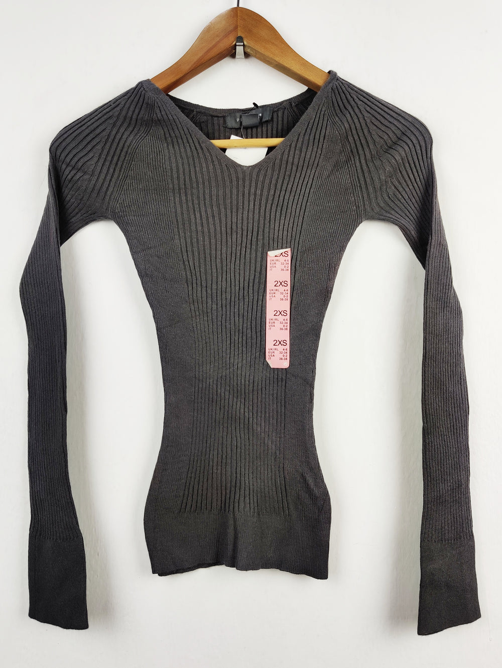 Buy online pre-used pre-loved 100% authentic & Original branded Primark (HT-1851) available in Pakistan. Top international brands avilable.