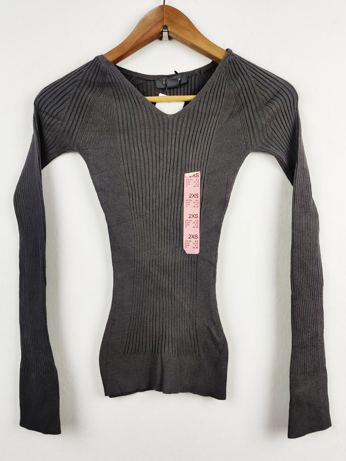 Buy online pre-used pre-loved 100% authentic & Original branded Primark (HT-1851) available in Pakistan. Top international brands avilable.