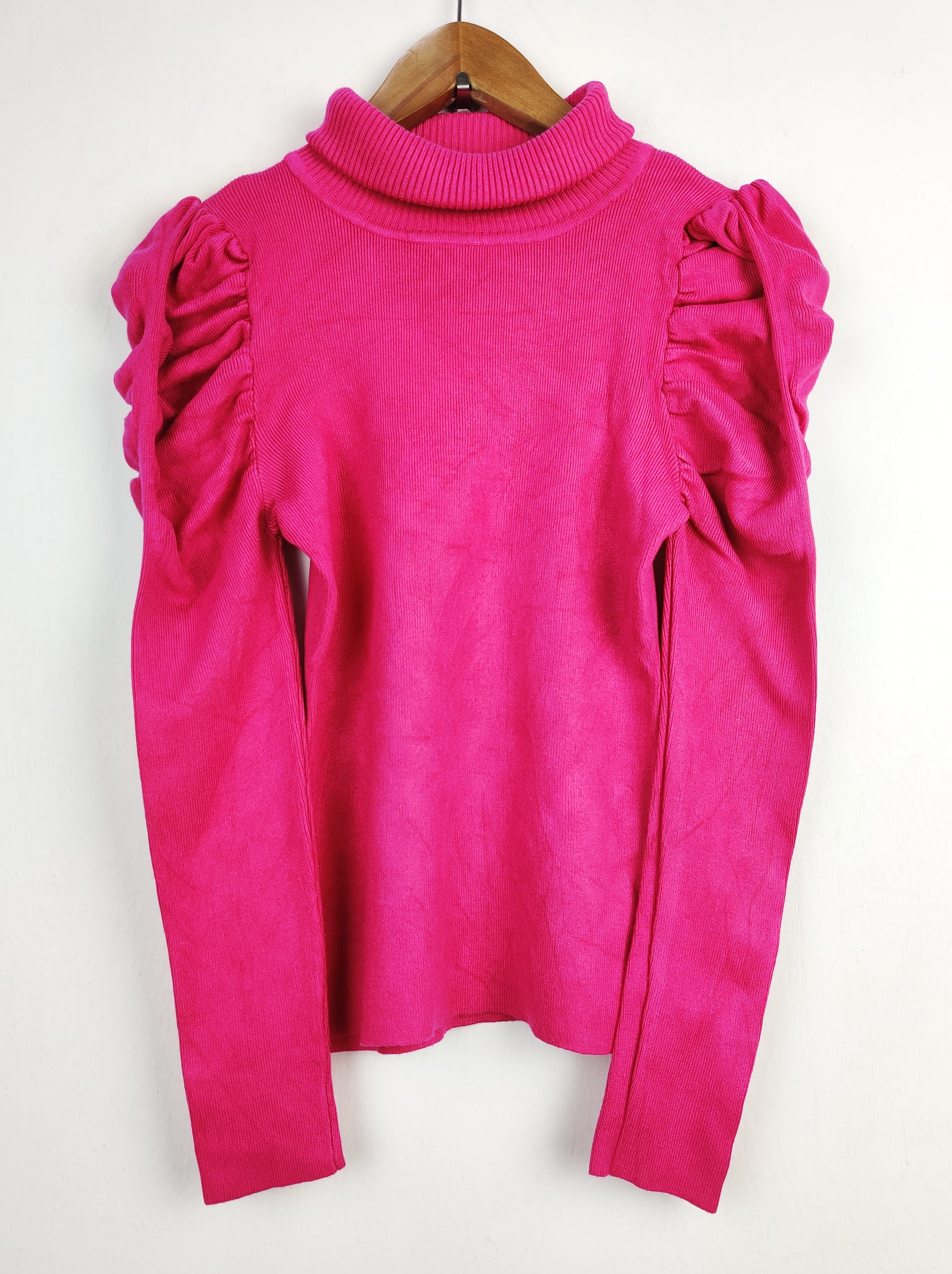 Buy online pre-used pre-loved 100% authentic & Original branded Girl In Mind (HT-1865) available in Pakistan. Top international brands avilable.