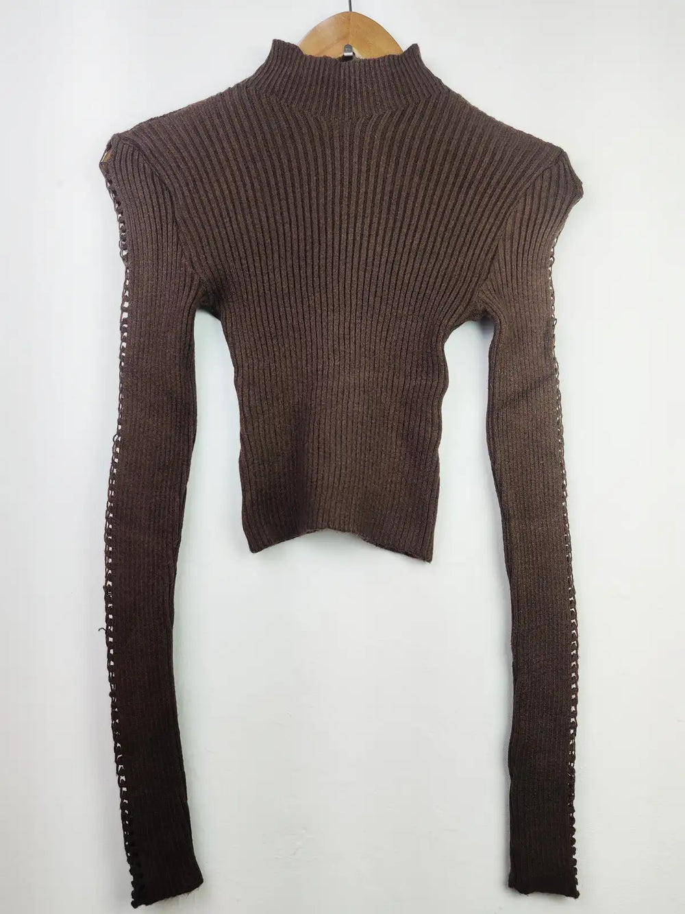 Buy online pre-used pre-loved 100% authentic & Original branded Prettylittlething (HT-1901) available in Pakistan. Top international brands avilable.