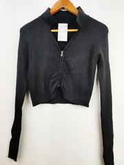 Buy online pre-used pre-loved 100% authentic & Original branded Ma-Kd (HT-1910) available in Pakistan. Top international brands avilable.