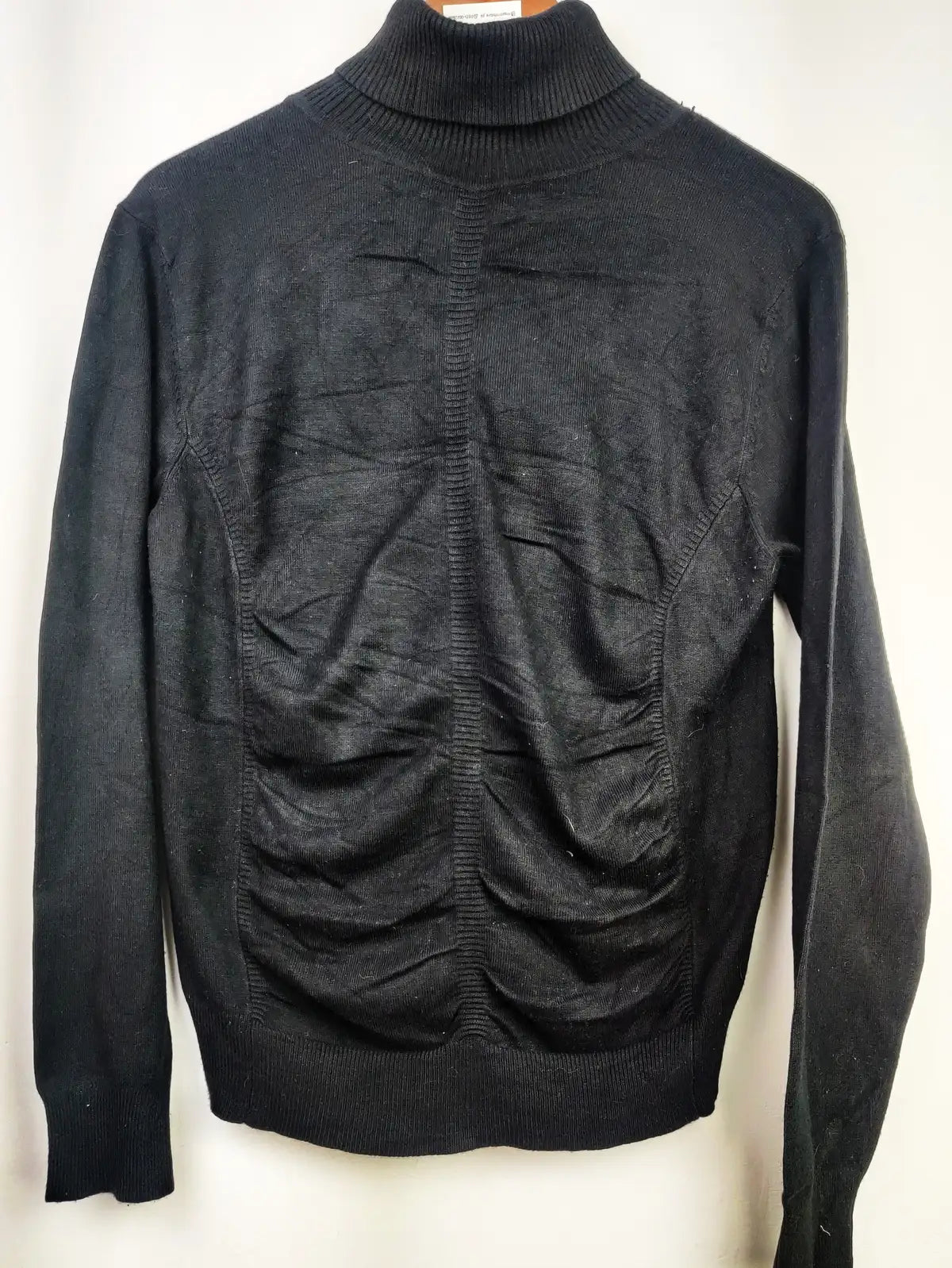 Buy online pre-used pre-loved 100% authentic & Original branded Sasha (HT-1924) available in Pakistan. Top international brands avilable.