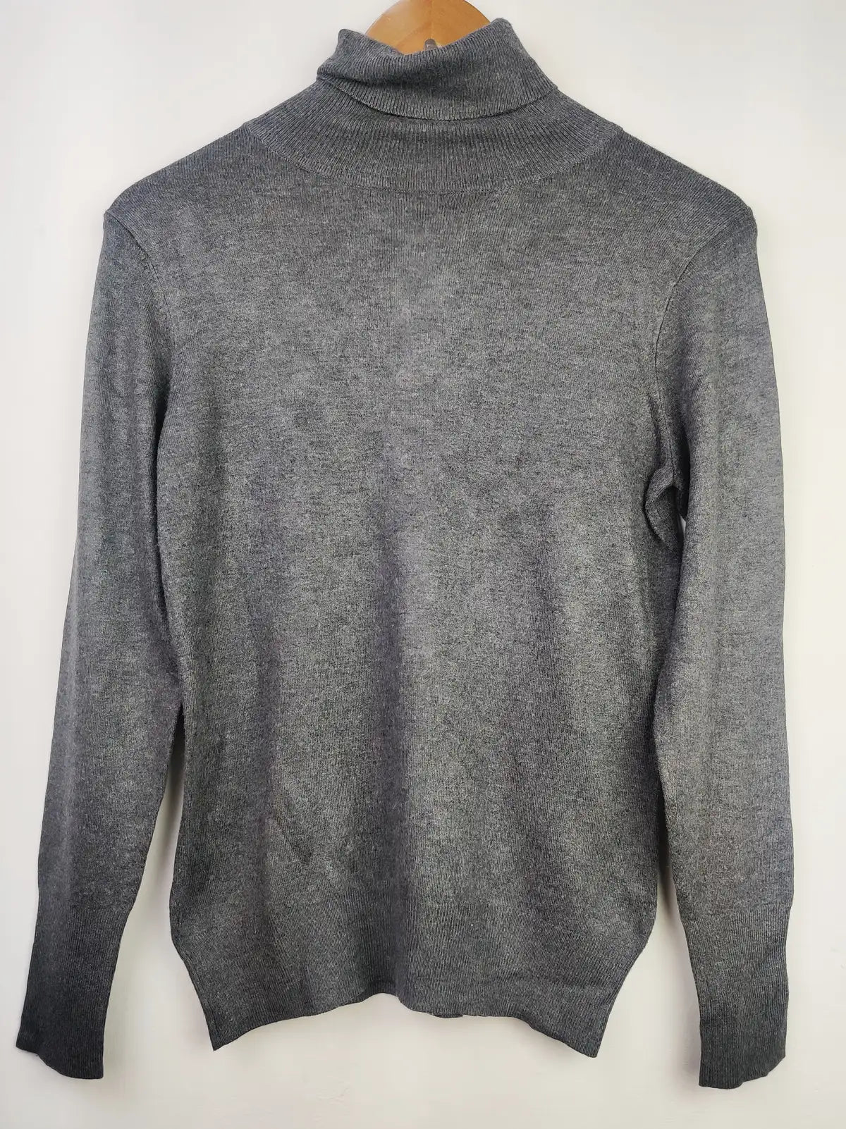 Buy online pre-used pre-loved 100% authentic & Original branded Dunnes Stores (HT-1929) available in Pakistan. Top international brands avilable.