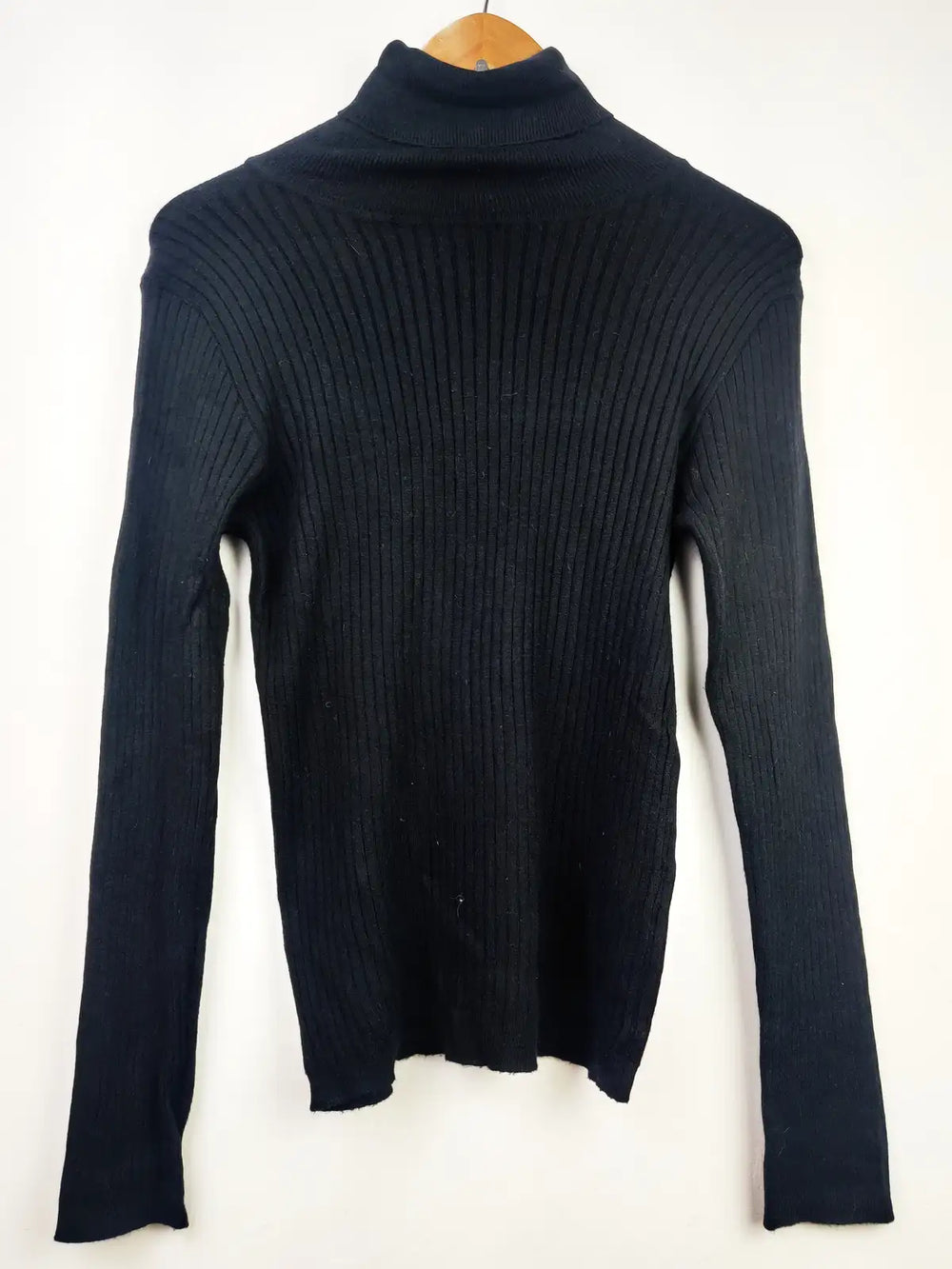 Buy online pre-used pre-loved 100% authentic & Original branded Primark (HT-1943) available in Pakistan. Top international brands avilable.