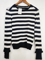 Buy online pre-used pre-loved 100% authentic & Original branded Unknown Brand (HT-1944) available in Pakistan. Top international brands avilable.