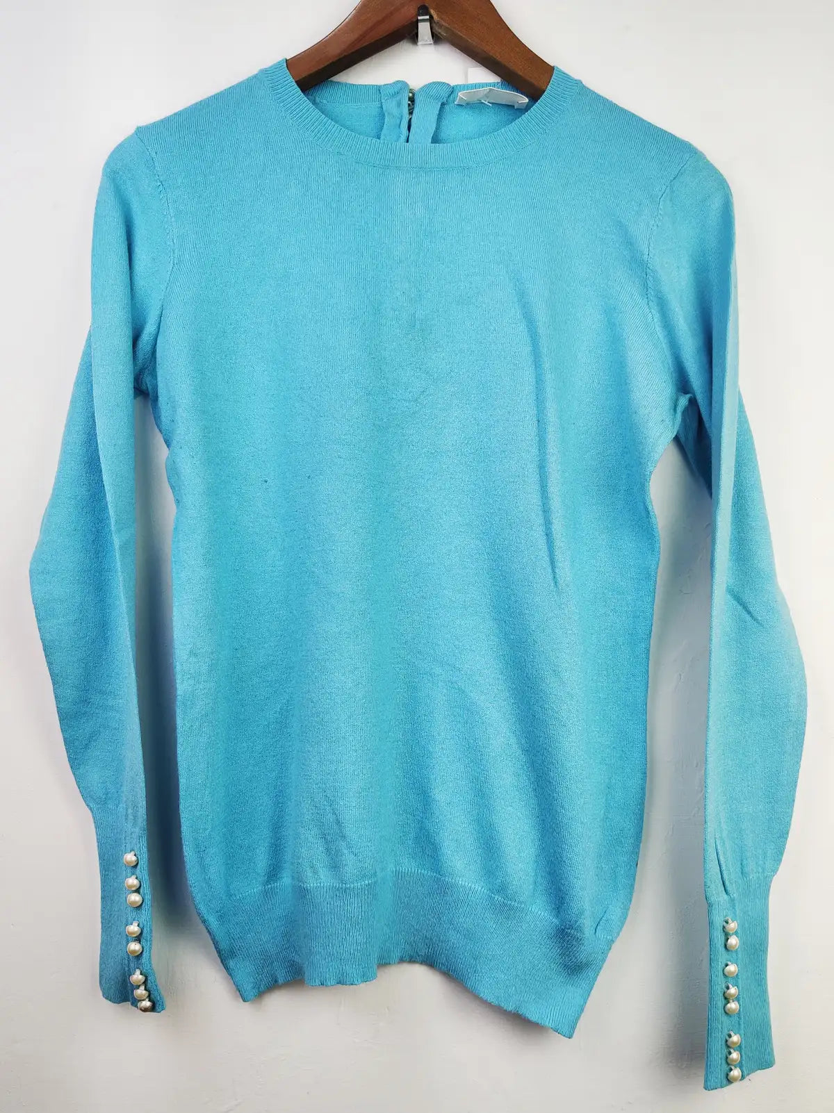 Buy online pre-used pre-loved 100% authentic & Original branded Savida (HT-1950) available in Pakistan. Top international brands avilable.