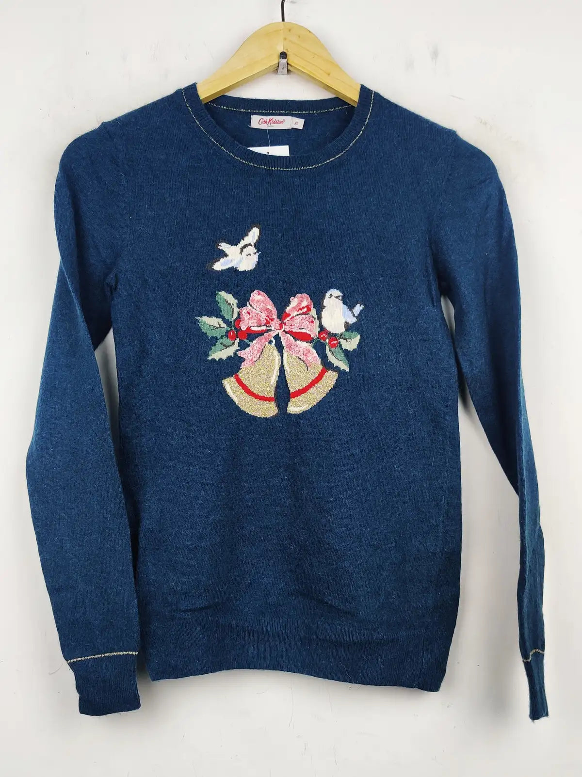 Buy online pre-used pre-loved 100% authentic & Original branded Cath Kidston (HT-1967) available in Pakistan. Top international brands avilable.