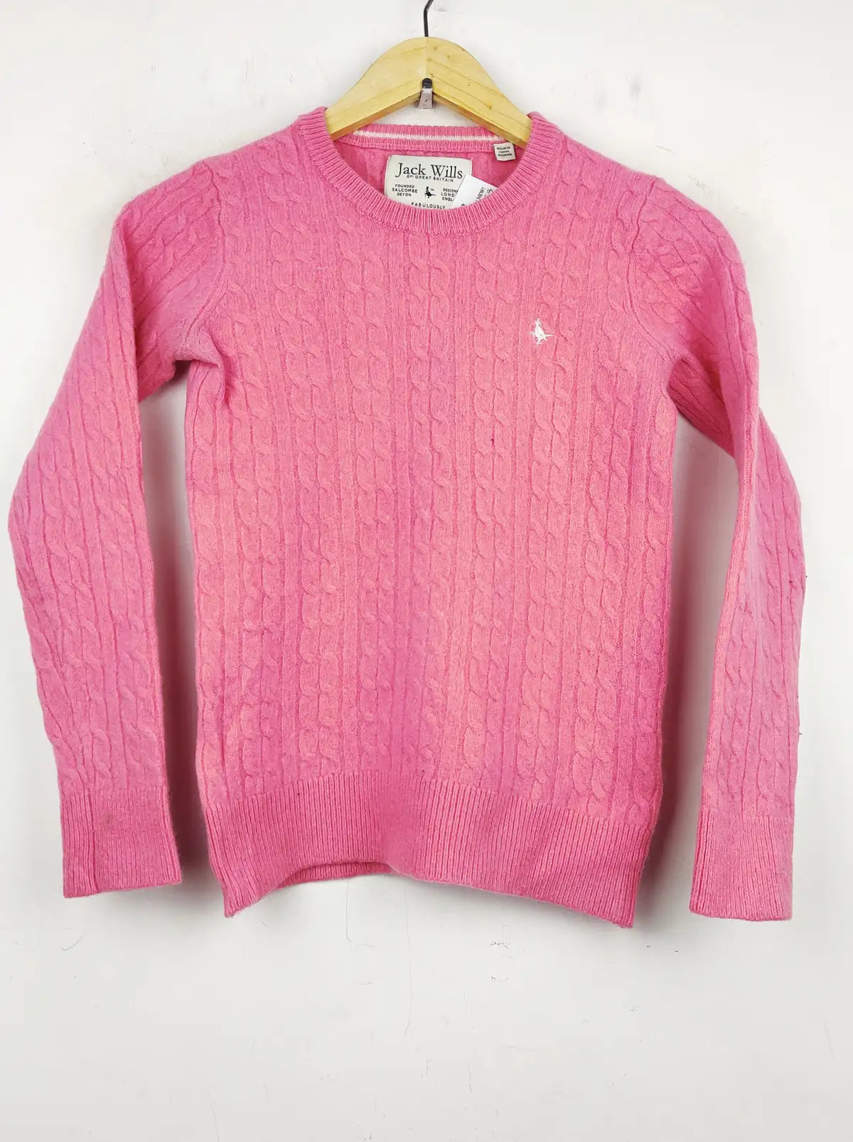 Buy online pre-used pre-loved 100% authentic & Original branded Jack Wills (HT-1969) available in Pakistan. Top international brands avilable.