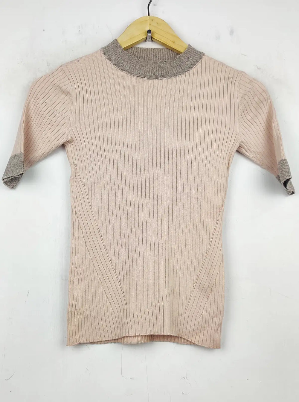 Buy online pre-used pre-loved 100% authentic & Original branded River Island (HT-1970) available in Pakistan. Top international brands avilable.