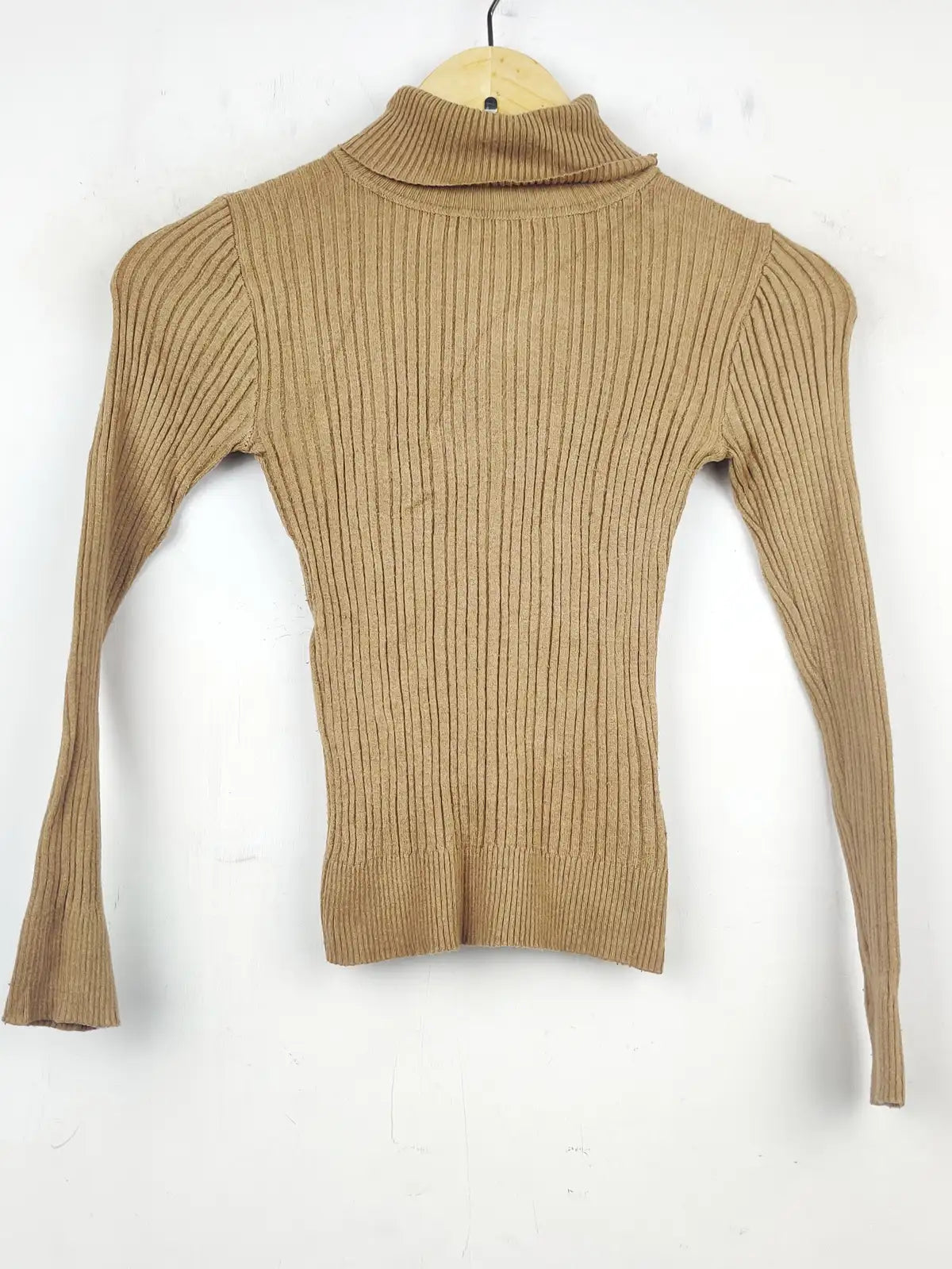 Buy online pre-used pre-loved 100% authentic & Original branded Primark (HT-1988) available in Pakistan. Top international brands avilable.