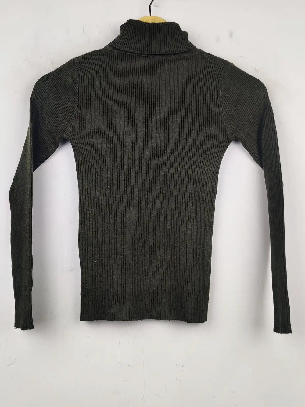 Buy online pre-used pre-loved 100% authentic & Original branded Shein (HT-1999) available in Pakistan. Top international brands avilable.