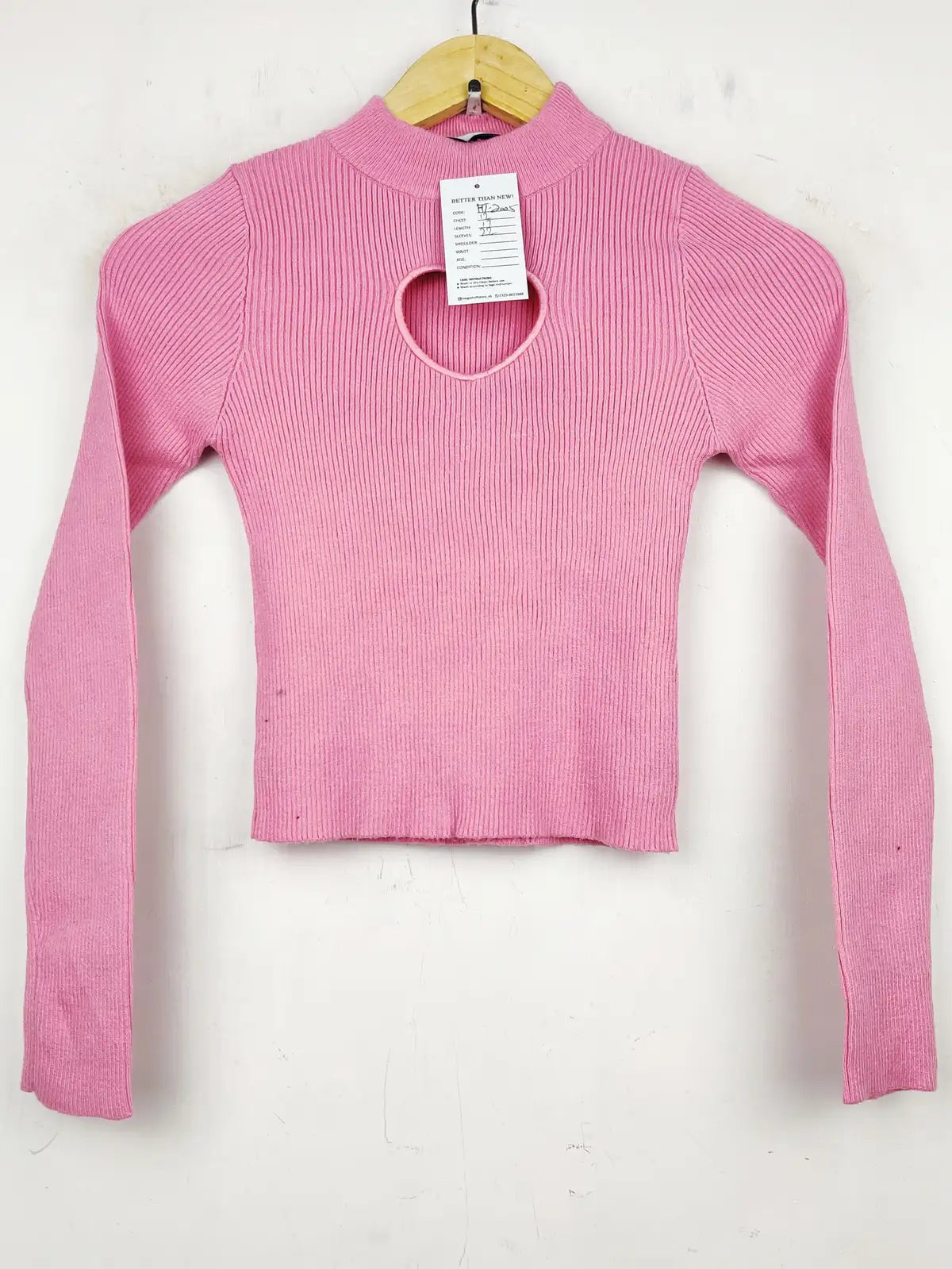 Buy online pre-used pre-loved 100% authentic & Original branded Bershka (HT-2005) available in Pakistan. Top international brands avilable.